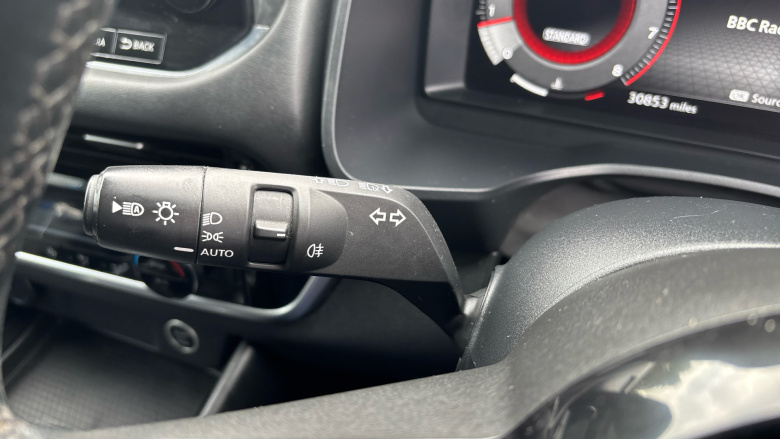 Nissan Qashqai 1.3 DiG-T MH N-Connecta 5dr Petrol Hatchback